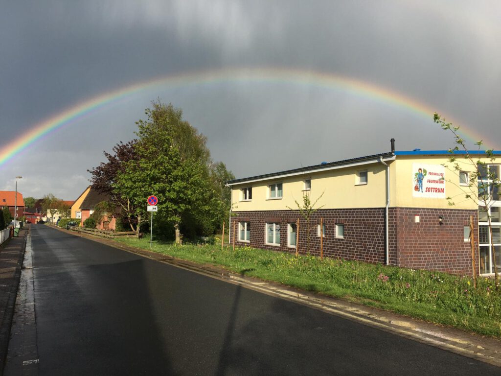 Regenbogen Feuerwehrhaus Sottrum 2020